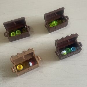 Lego TREASURE Chest  Pirates Mix Brown LOT of 4 Container Box + Content